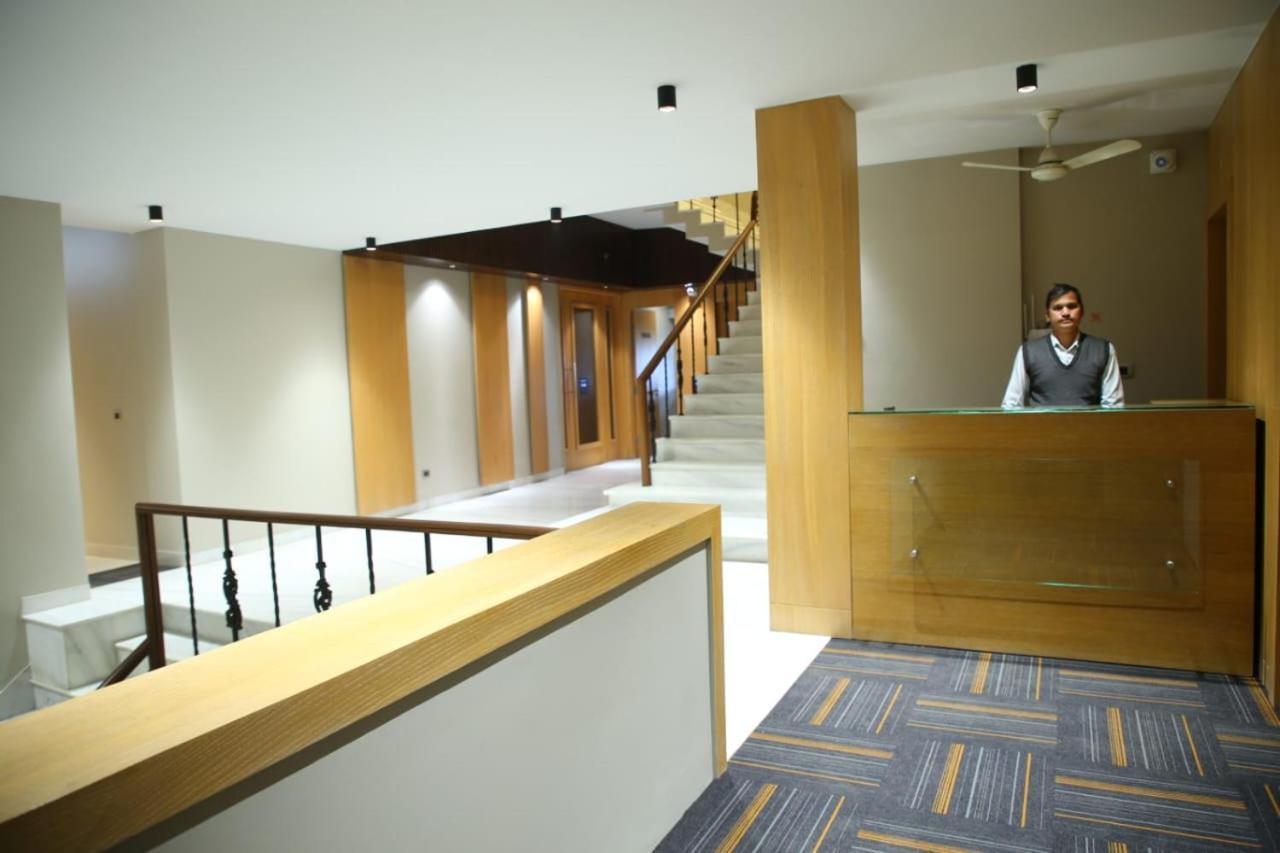 Hotel Rajmahal Moradabad Esterno foto