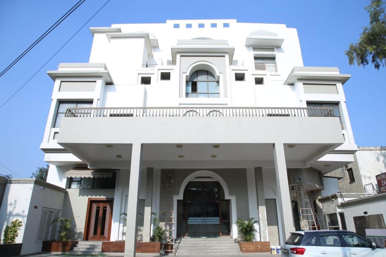 Hotel Rajmahal Moradabad Esterno foto